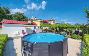 Cozy Apartment In Pican With Kitchen, Pican